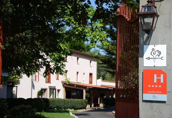 Hôtel pour 2 personnes, avec jardin, animaux acceptés à Thiers - 3