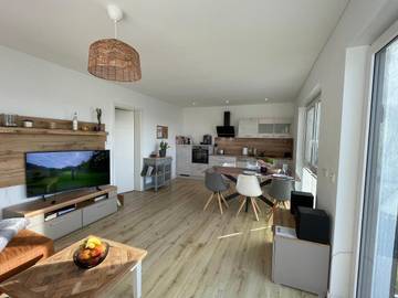 Ferienwohnung für 6 Personen, mit Ausblick und Terrasse sowie Sauna und Seeblick, mit Haustier in Muldestausee