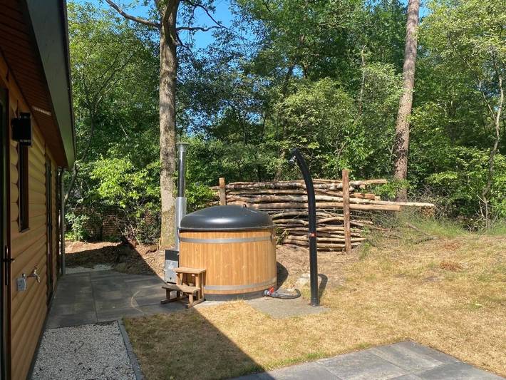 Lodge für 2 Personen, mit Balkon/Terrasse und Terrasse sowie Garten und Sauna in Drenthe - 2