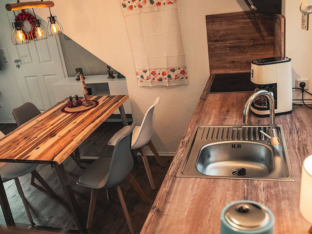 Ferienhaus Regine am See mit Privatstrand in Aurich, Landkreis Aurich