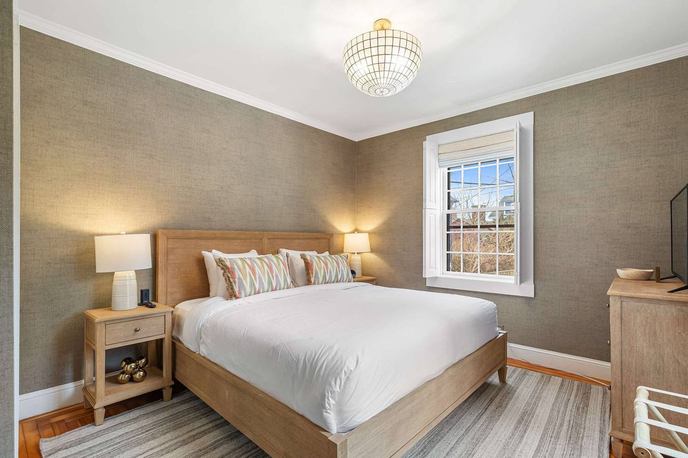 Ganze Wohnung, Sea Glass Suite at The Royce Seaside Haven in Newport, Newport County