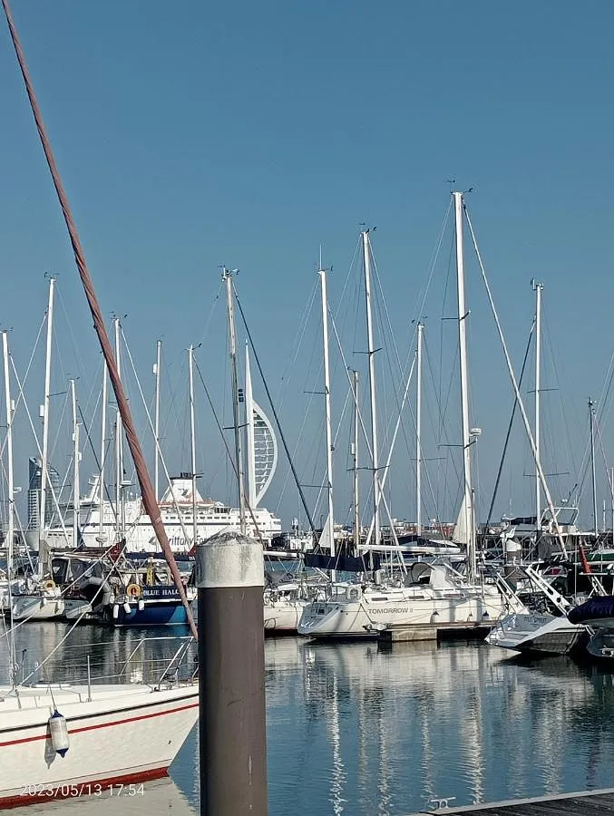 Apartamento de vacaciones para 5 personas, con vistas y jardín - 1