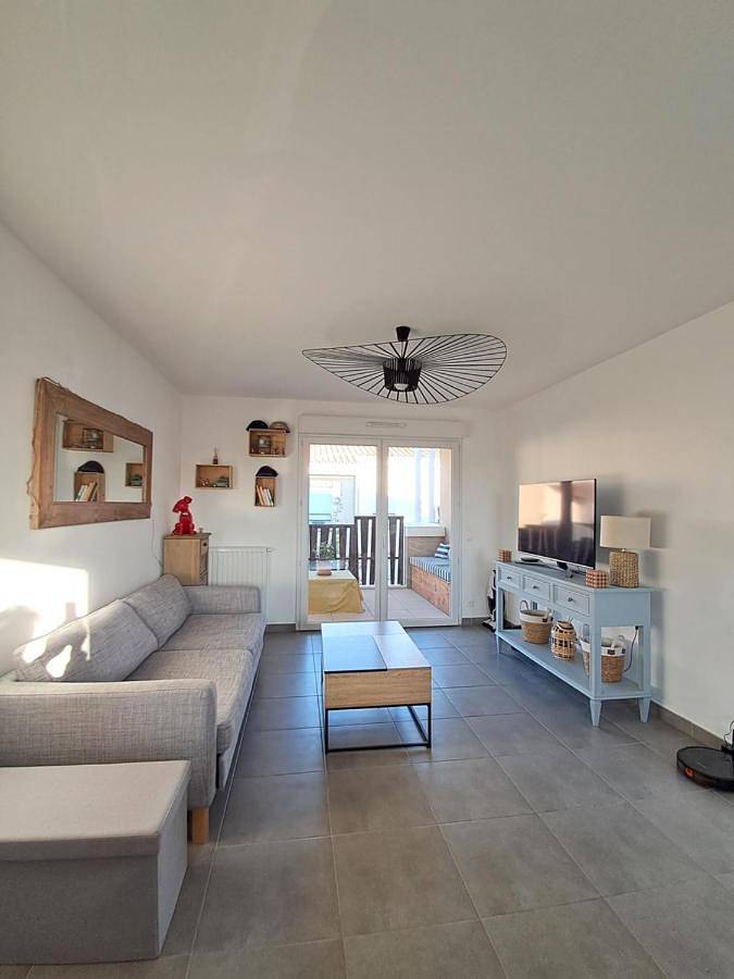 Appartement de vacances pour 3 personnes, avec Balcon ainsi que Terrasse et Vue