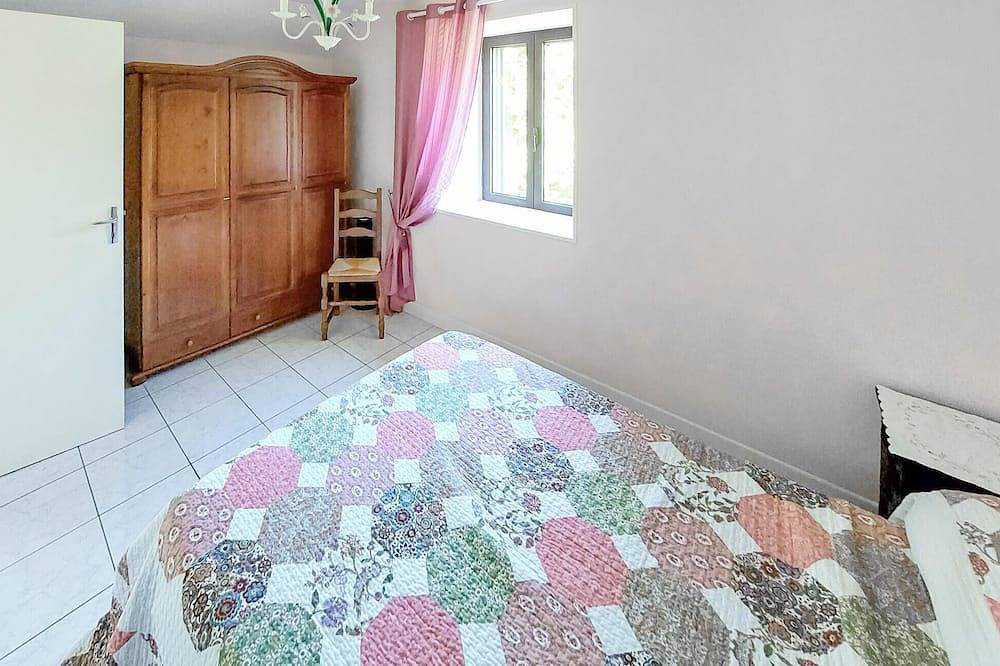 Lovely home in Paulin with kitchen in Paulin, Périgord Noir