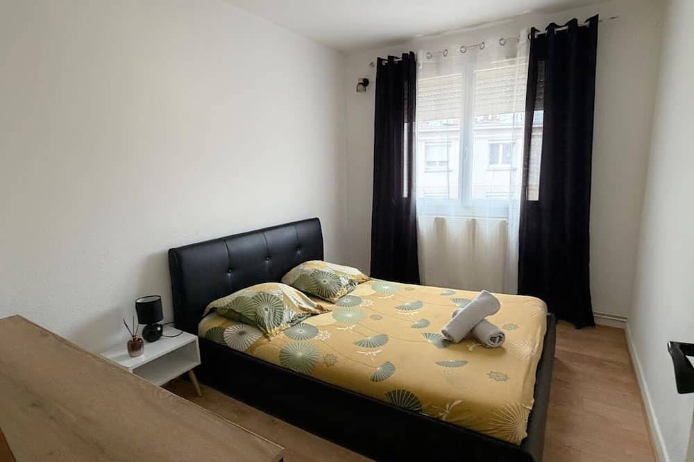 Entire apartment, Le Cocon in the center of Valence in Valence, Valence region