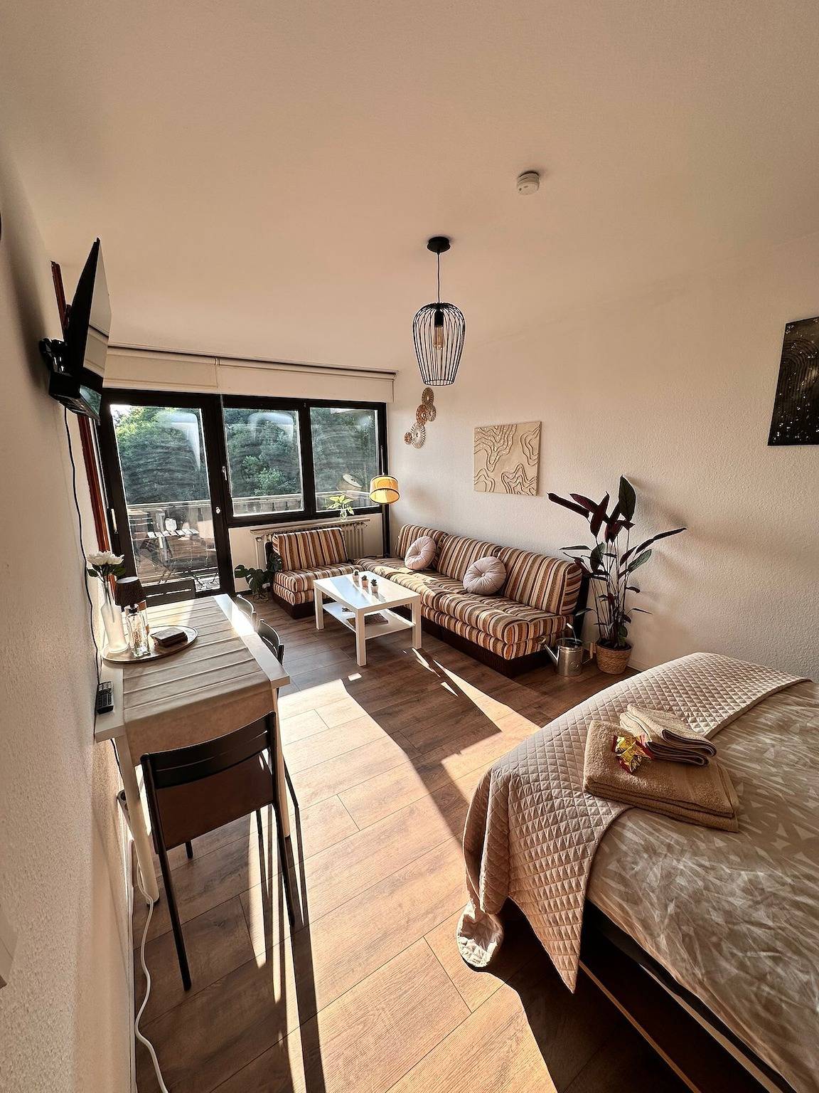 Ganze Wohnung, Apartment 'Schmuckkästle' mit Bergblick, Gemeinschaftsgarten und Wlan in Sasbachwalden, Mittlerer Schwarzwald