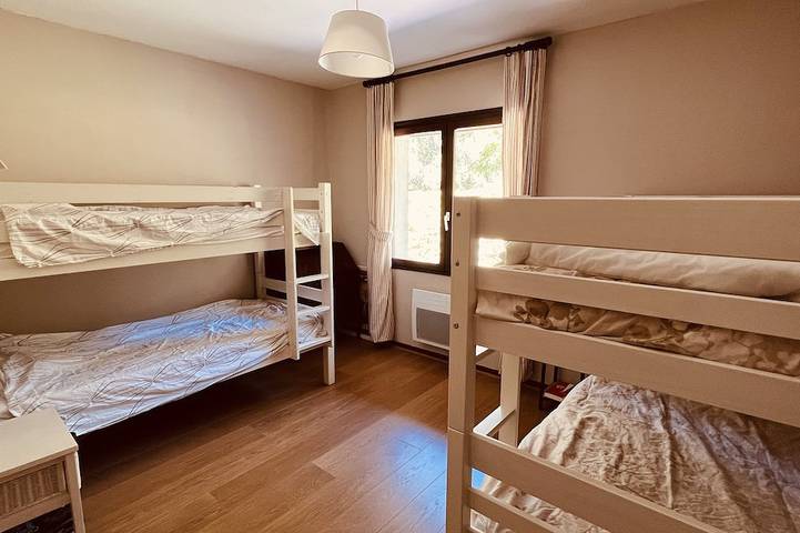 Location de vacances pour 14 personnes, avec jardin à Menthon-Saint-Bernard - 4