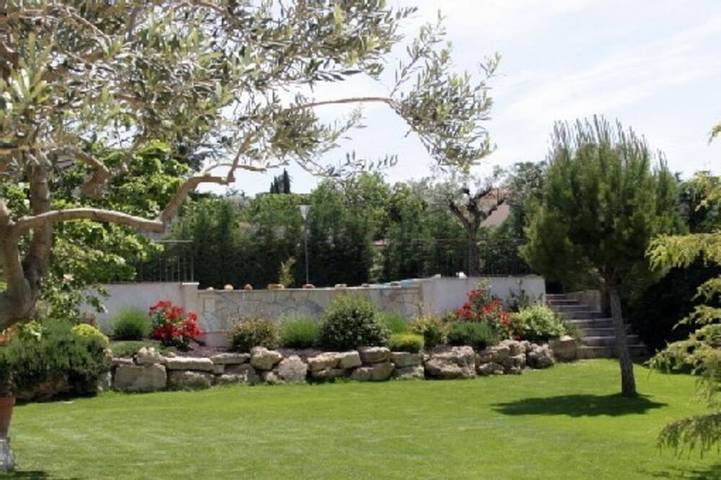 Location de vacances pour 5 personnes, avec Terrasse ainsi que Jardin et Piscine à Caromb - 4