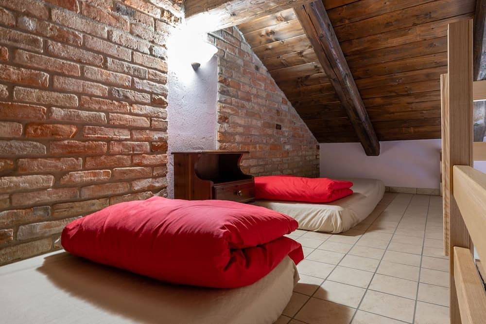 Antica Cascina in Castagnole delle Lanze, Langhe