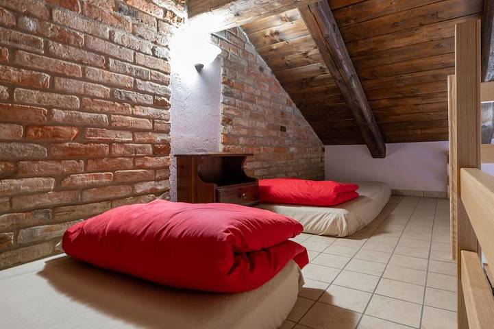 Antica Cascina in Castagnole delle Lanze, Langhe