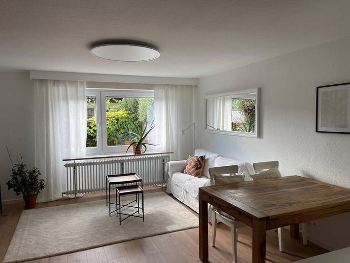 Ferienwohnung für 3 Personen, mit Terrasse und Garten sowie Ausblick in Leinfelden-Echterdingen