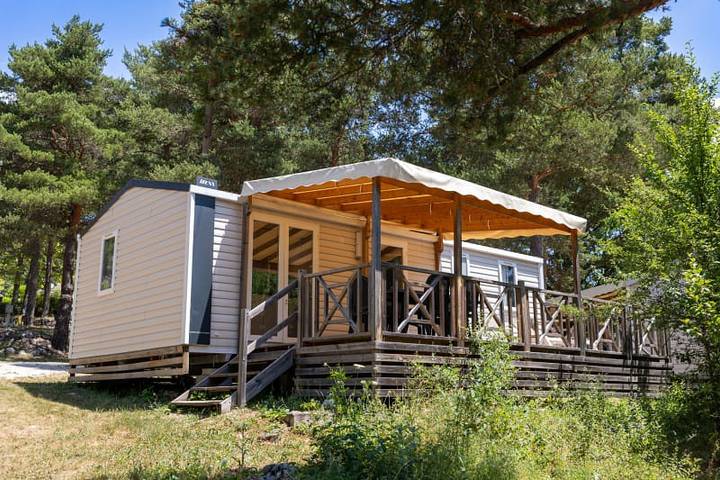 Caravane pour 6 personnes, avec Balcon/Terrasse et Terrasse