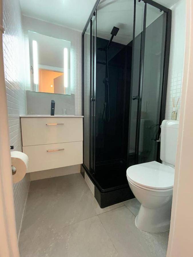 Joy06 Mango Spirit Suites in Neuchâtel, Lake Neuchâtel