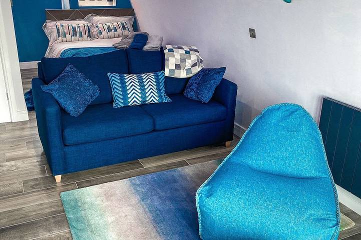 Derecroft Glamping Luxury Lodgepods with Jacuzzi Hot Tub in County Durham