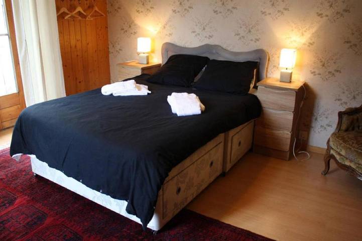 Chambre d’hôte pour 2 personnes, avec vue et jardin dans Entremont - 3