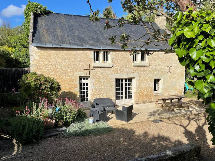 Gîte pour 6 personnes, avec jardin et terrasse à Dénezé-sous-Doué