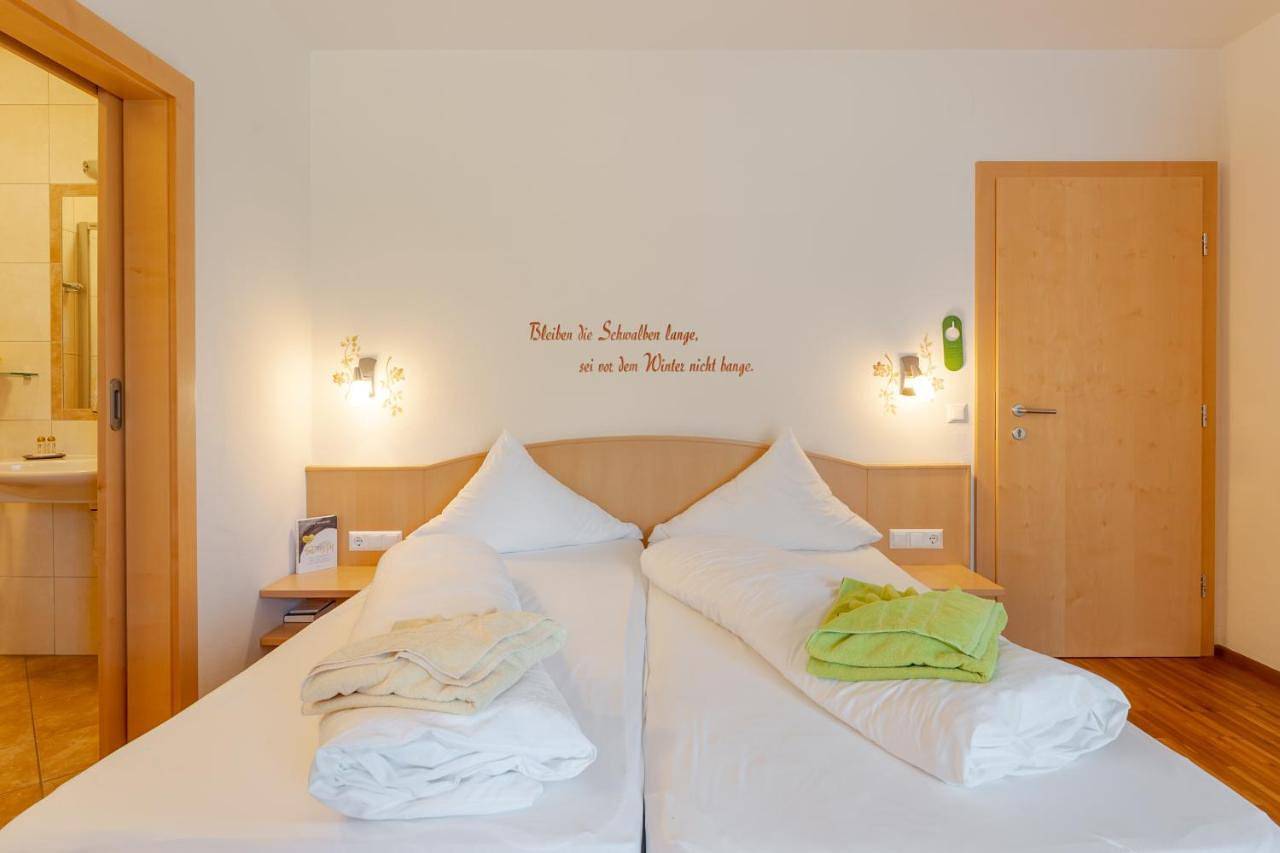 Double Room in Gailtaler Alpen, Weissensee