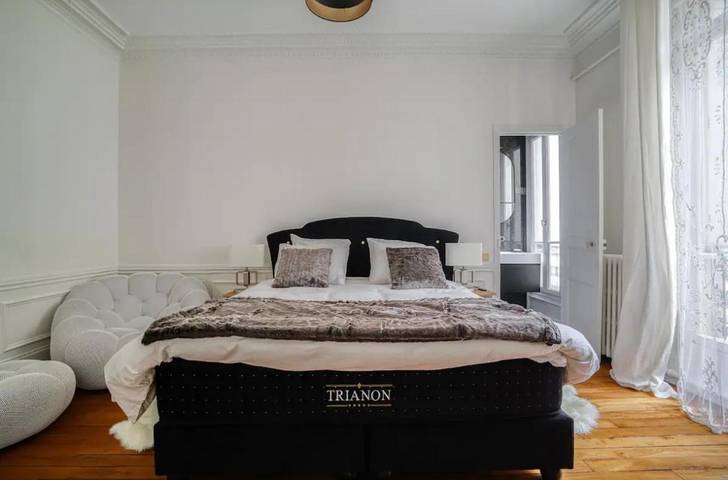 Chambre d’hôte pour 8 personnes à Paris - 2