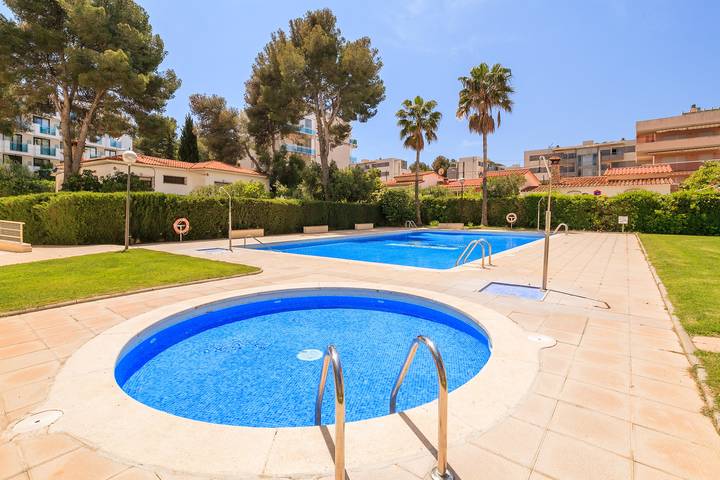 Gîte pour 4 personnes, avec bassin pour enfant ainsi que jardin et terrasse à Salou - 2