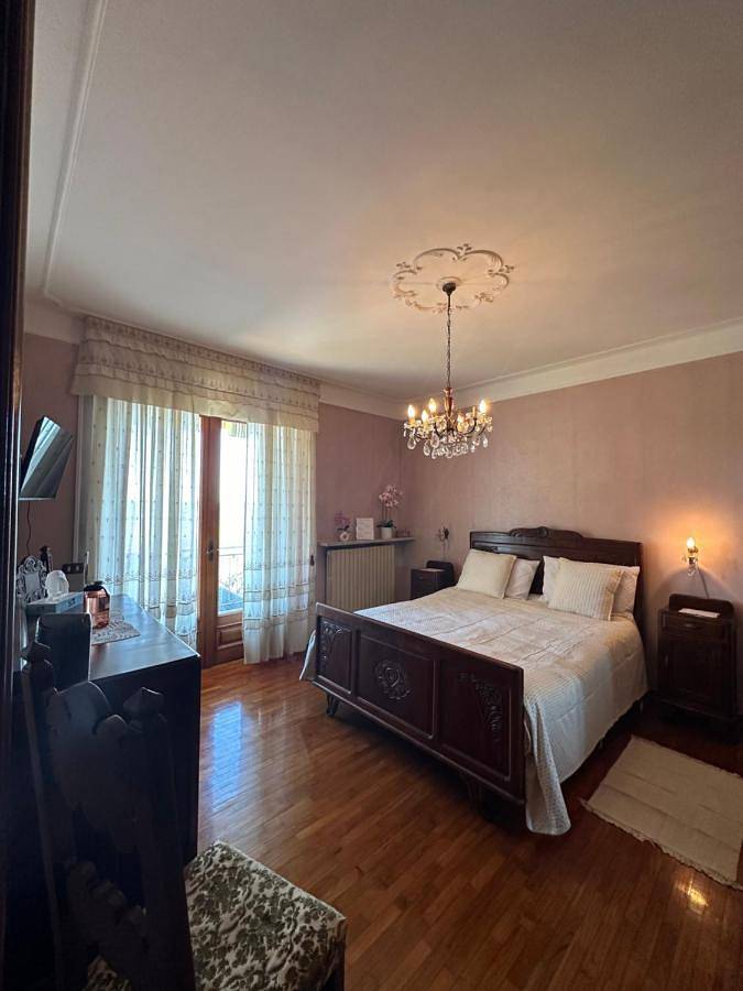 B&b voor 2 personen, with Balkon and Terras as well as Tuin and Uitzicht in Fossano