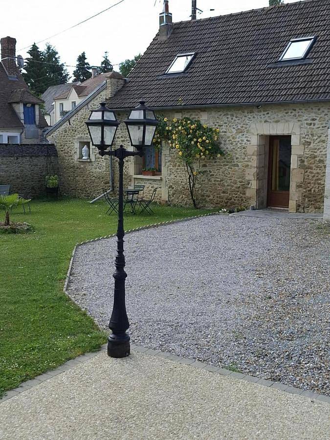 Maison 2 chambres 4 lits 15mn Aéroport de Beauvais 5mn du château de la trye in Hermès, Oise