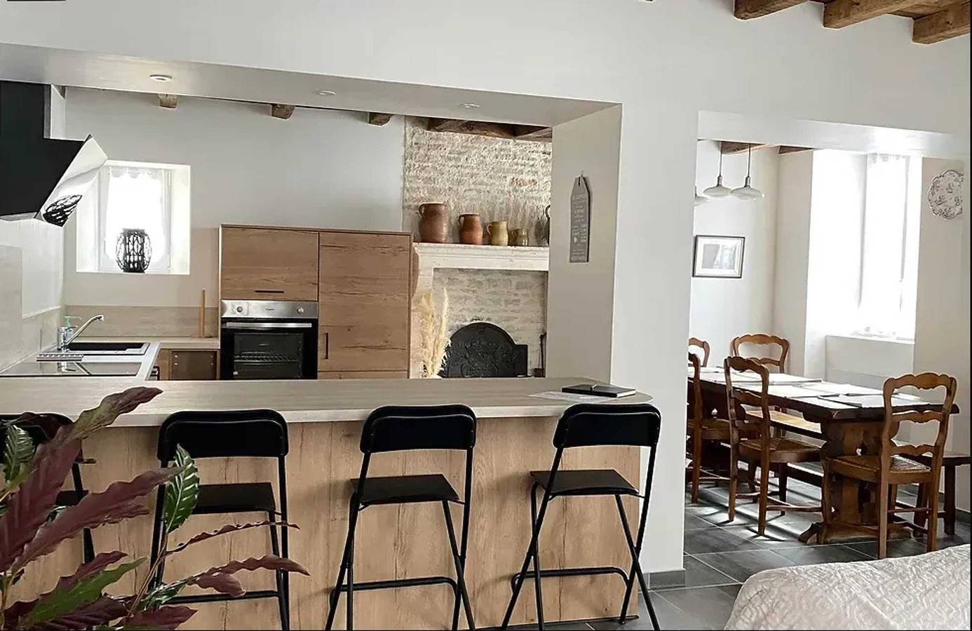 Casa acogedora en Les Riceys con patio privado in Les Riceys, Aube (desambiguación)