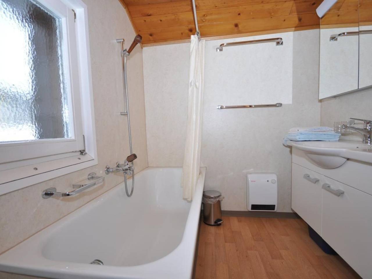 Ganze Wohnung, Apartment Ost in Lauterbrunnen, Grindelwald und Umgebung