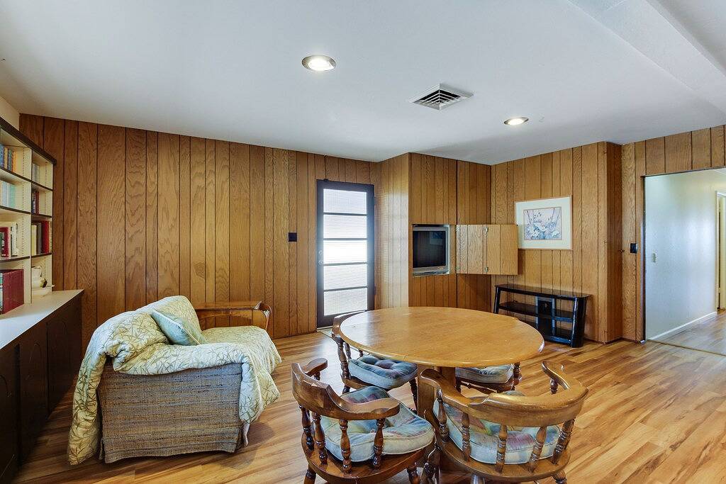 Klassisches Cayucos Waterfront Strandhaus mit möblierter Terrasse und Meerblick! in Cayucos, San Luis Obispo County