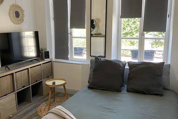 Appartement De Vacances pour 2 Personnes dans Saint-Quentin, Aisne, Photo 1