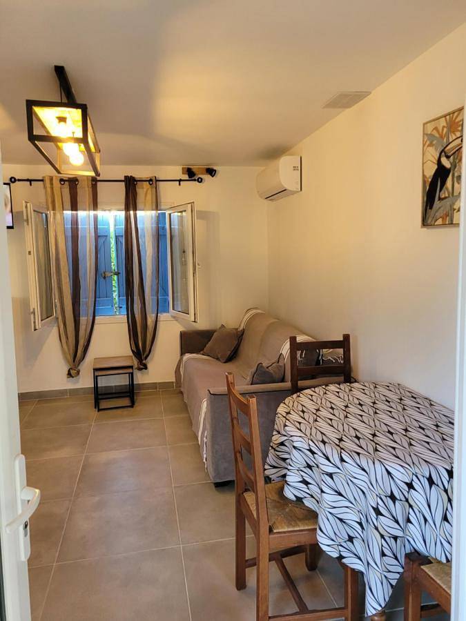 Location de vacances pour 4 personnes, avec jardin et terrasse dans Base Nature François Léotard - 3