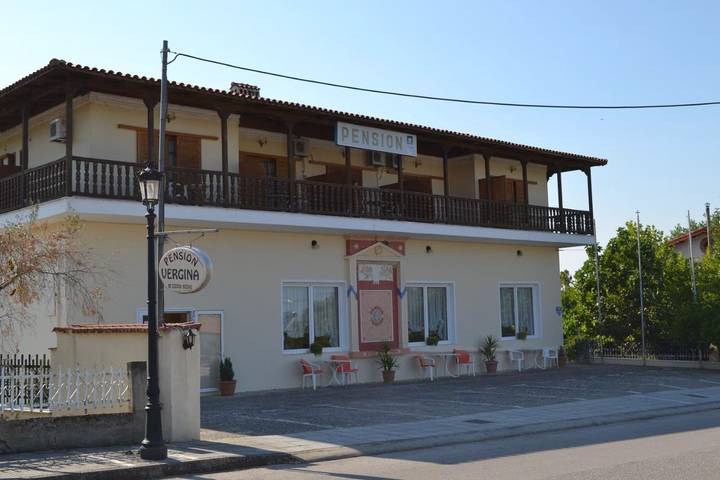 Gîte pour 3 personnes, avec vue ainsi que jardin et terrasse, animaux acceptés dans Vergina - 3