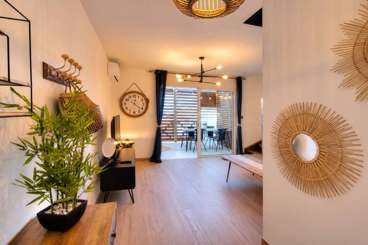 Appartement entier, Petit Duc - Climatisation - Patio in Saint-Gilles les Bains, Saint-Paul (Réunion)