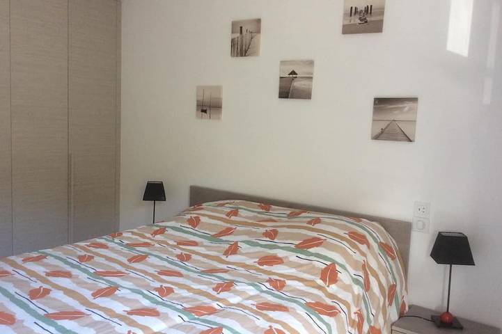 Appartement entier, Le Rêve appart 7 pers sur la plage les pieds dans l'eau WIFI in Propriano, Arrondissement de Sartène
