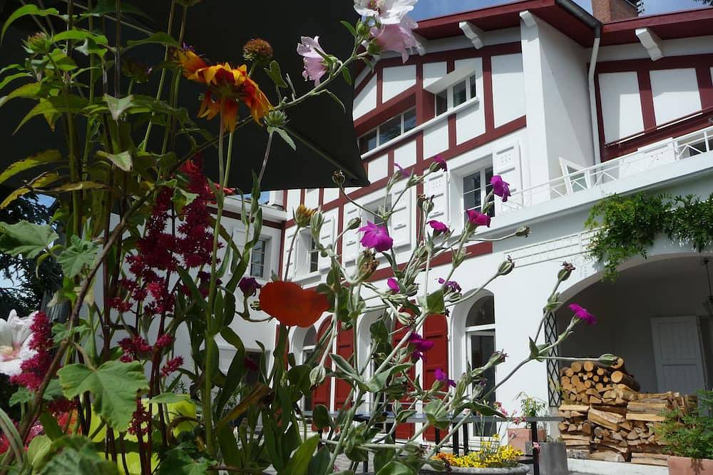 Maison De Vacances pour 6 Personnes dans Saint-Martin-d'Uriage, Parc national des Écrins