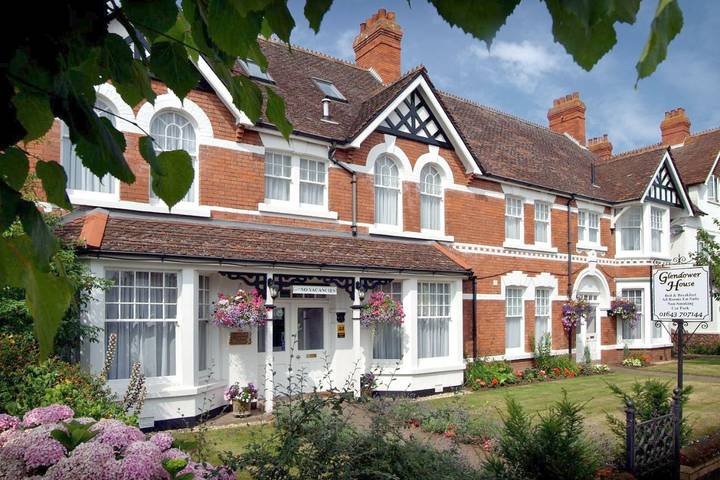 Bed and breakfast for 2 people, with garden and terrace in Minehead
