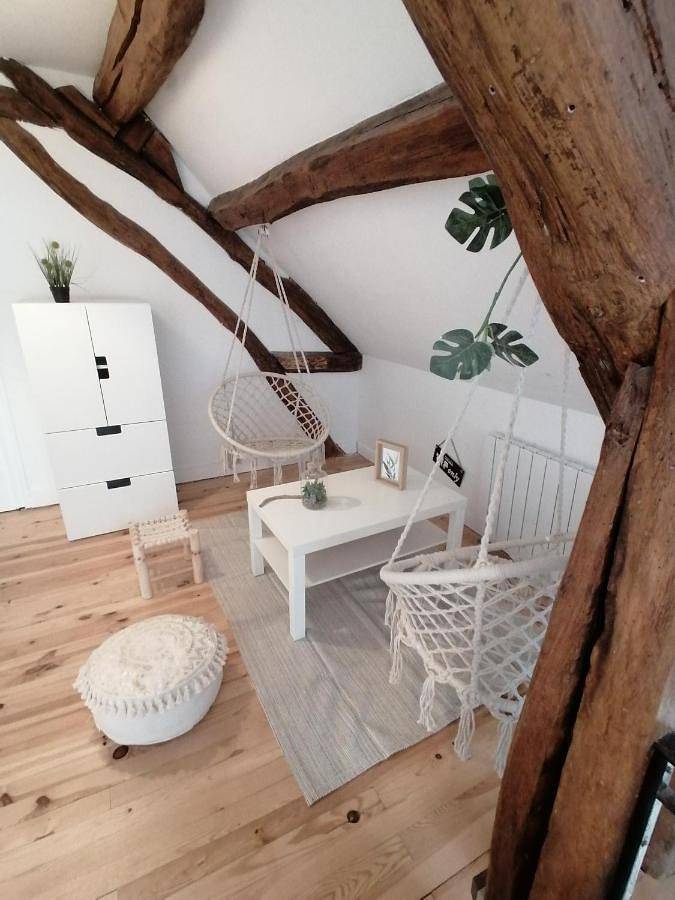 Three-Bedroom House in Andryes, Région d'Auxerre