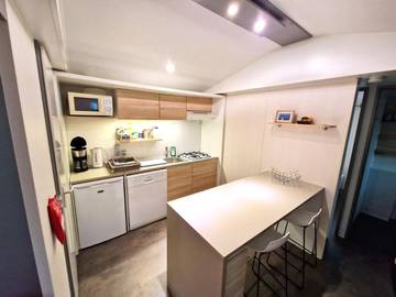 Gîte pour 4 personnes, avec piscine et terrasse à Boofzheim