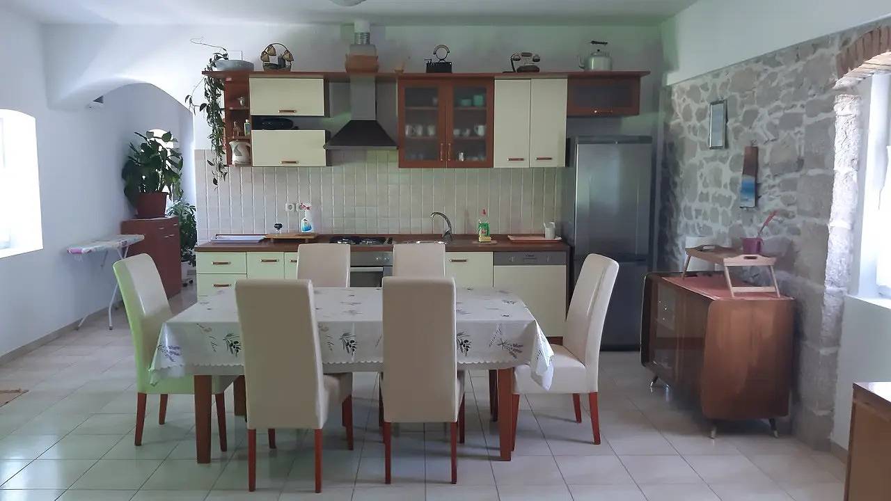 Cijeli apartman za odmor, Ferienwohnung für 5 Personen (75 m²) in Lukoran in Lukoran, Otok Ugljan