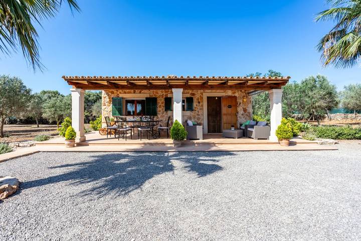 Finca für 4 Personen, mit Terrasse und Garten in Cala Santanyí - 2
