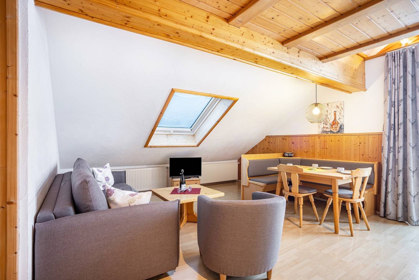 Ganze Wohnung, Ferienwohnung 'Eiche' mit Bergblick, gemeinsamer Terrasse und Wlan in Immenstadt, Bayerisch Schwaben