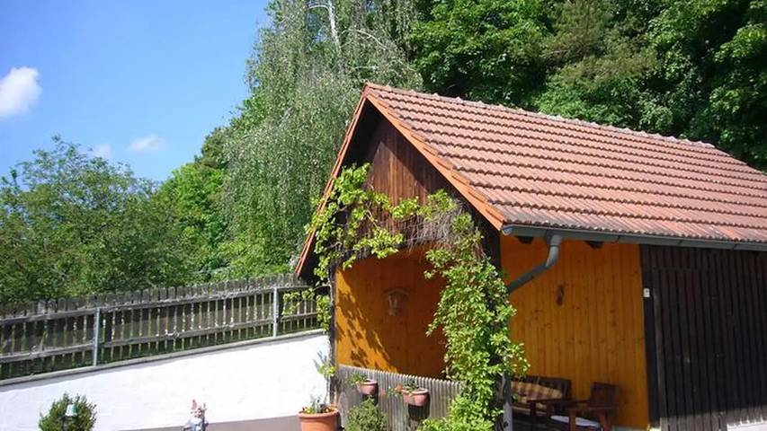 Ferienwohnung für 4 Personen, mit Balkon und Garten in Pottenstein - 2