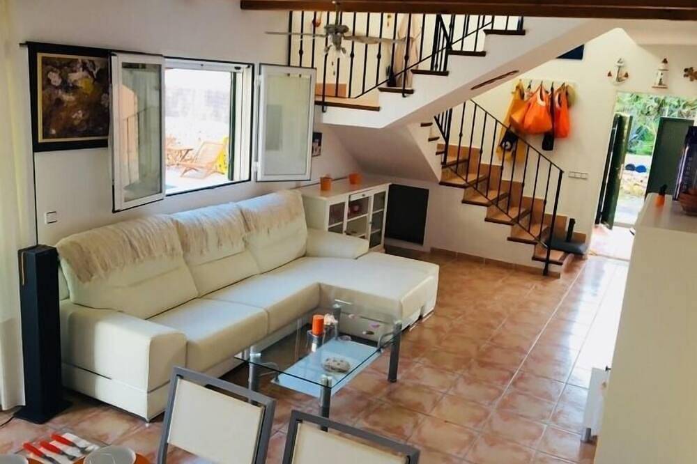 Villas 2 meet La Yuca in Cala Romantica, Manacor