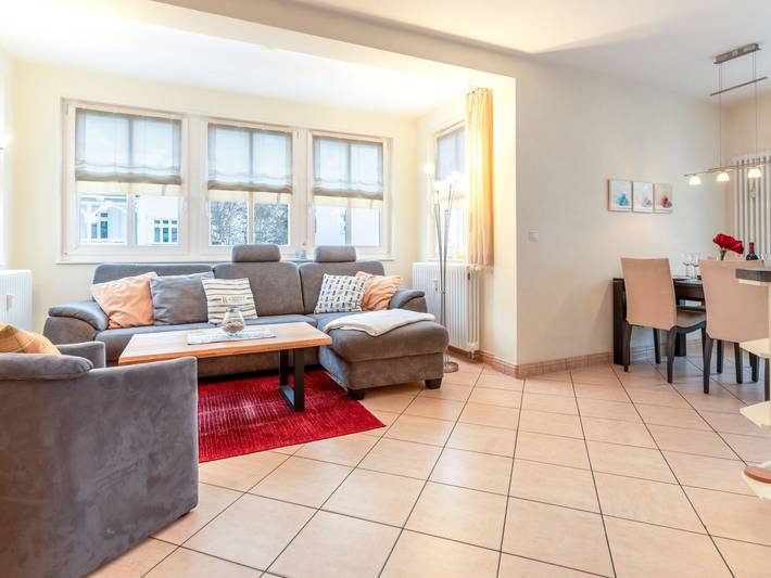 Ferienwohnung für 4 Personen, mit Balkon in Binz - 2