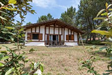 Gîte pour 6 personnes, avec jardin, animaux acceptés à Lit-et-Mixe