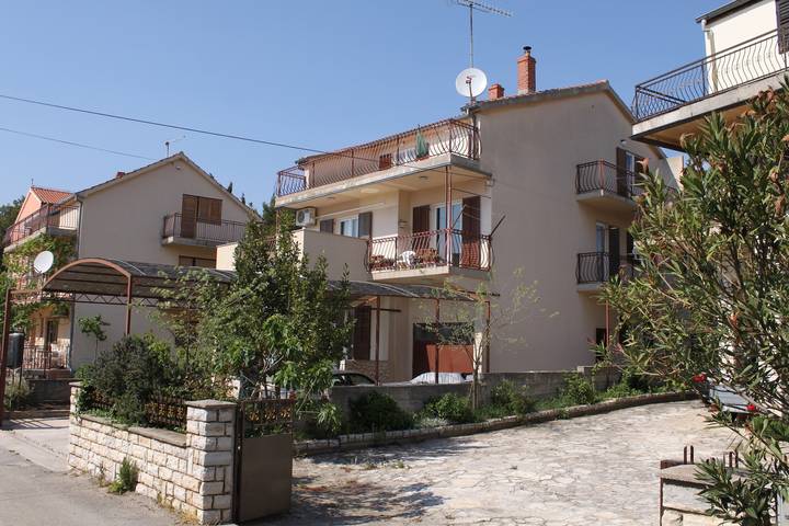 Ganze Wohnung, 3-Zimmer-Ferienwohnung mit Terrasse Srima - Vodice A-6099-a in Srima, Šibenik-Knin