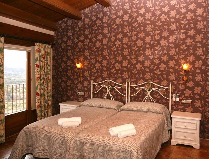 Apartamento para 10 personas, con Balcón además de Terraza y Vistas en Alquézar