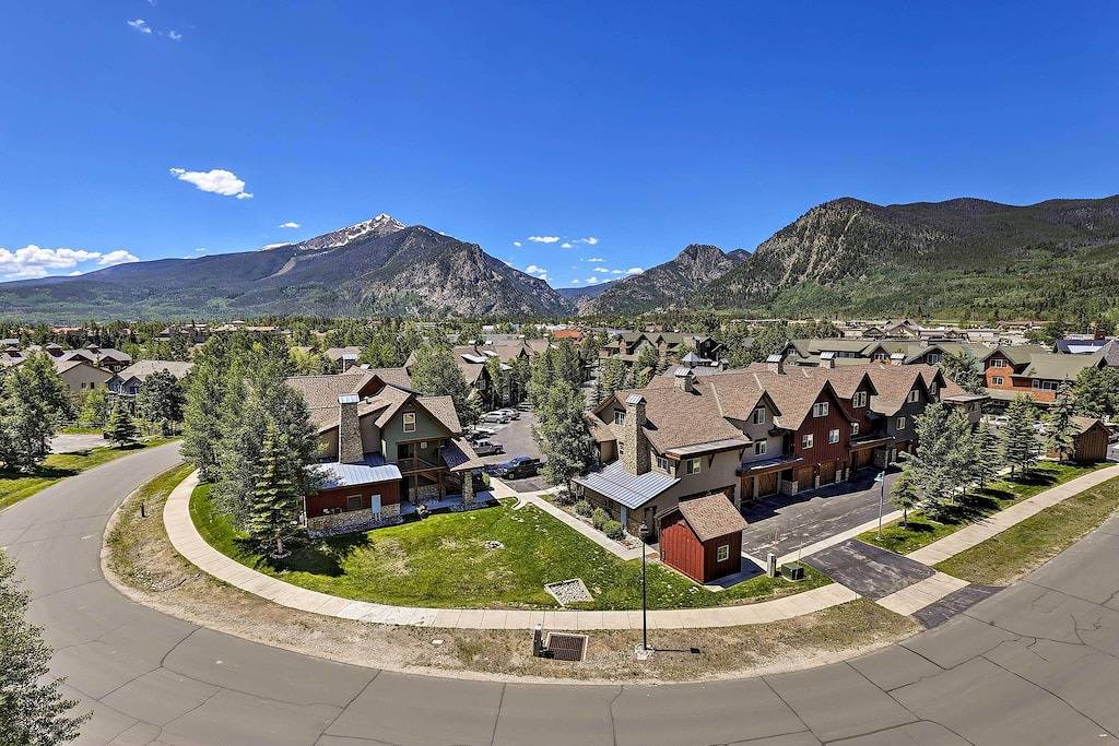 Ganze Wohnung, Frisco Condo w / 360 Mountain & Lake Dillon Views! in Frisco, Arapaho and Roosevelt National Forests