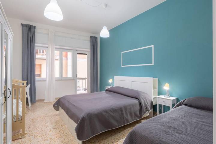 BnB für 2 Personen, mit Terrasse und Ausblick in Salerno