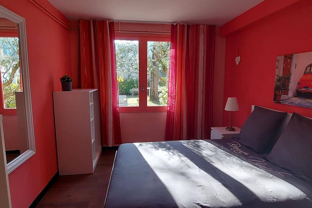 House and cottage: \"Rêve sous le Ciel\" in a quiet location 2 minutes from the river in Peyremale, Cevenas