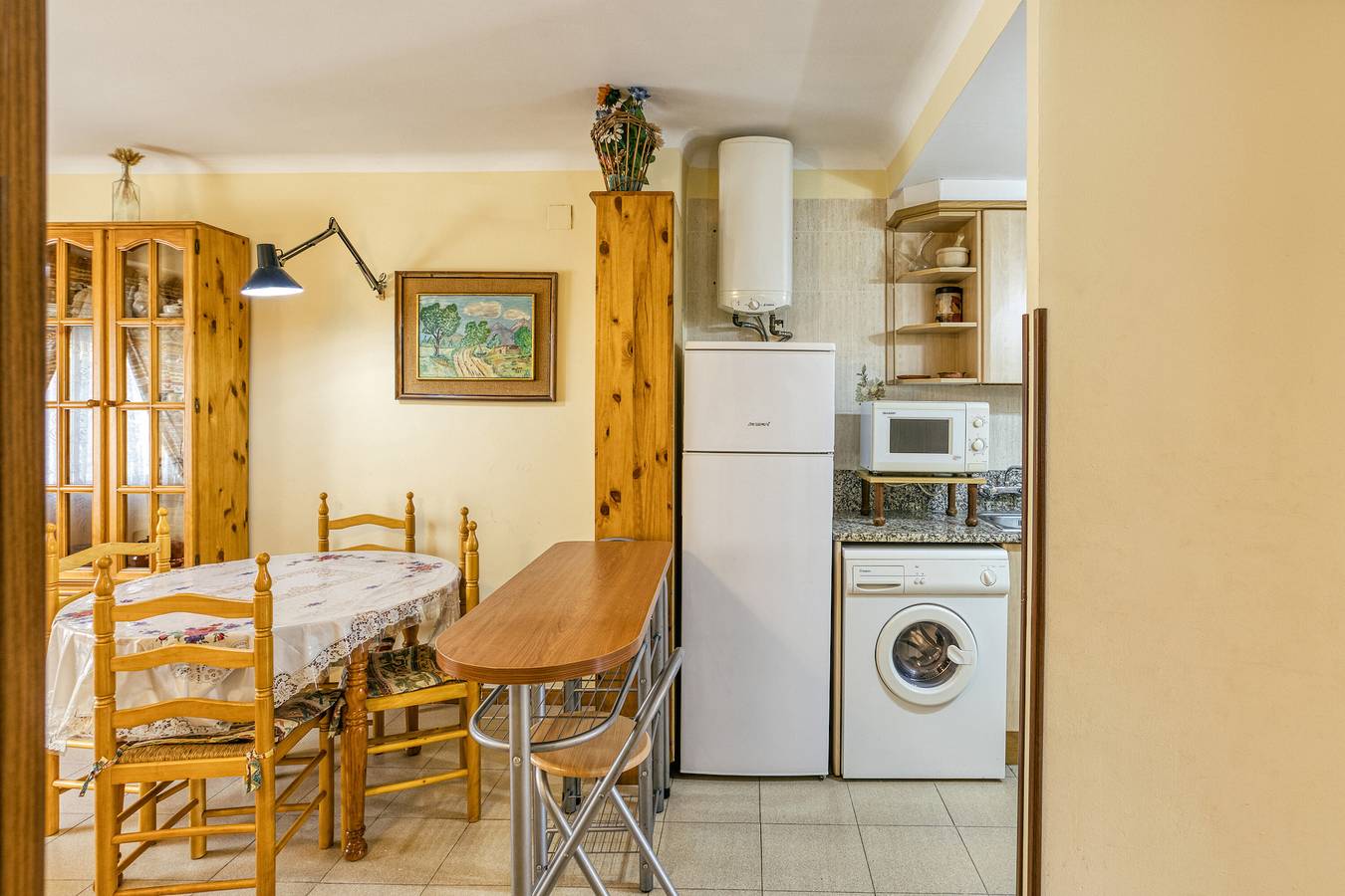 Appartement entier, Appartement 'San Antonio Piso 3' avec terrasse partagée in L'Escala, Haut-Ampurdan